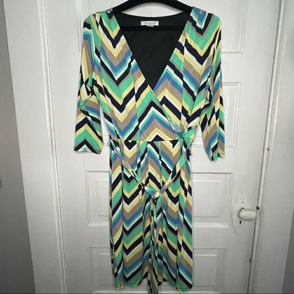 Liz Claiborne Surplice V-Neck Faux Wrap Dress Multi-Color Chevron Stripe Large